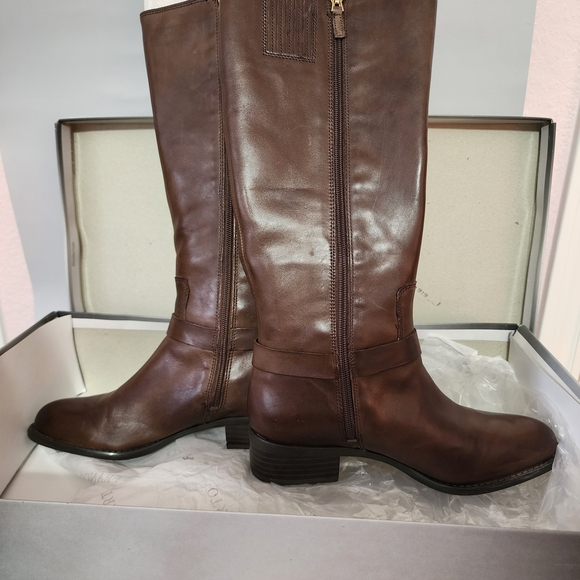 Franco Sarto Brown Heeled Boots - Picture 2 of 6